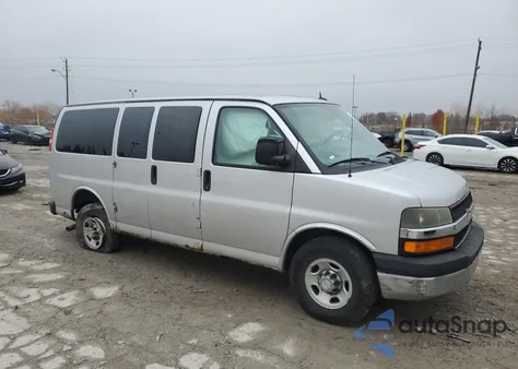 2011 Chevrolet Express G2500 Lt z USA, uszkodzony, nr VIN 1GAWGRFG6B1126450